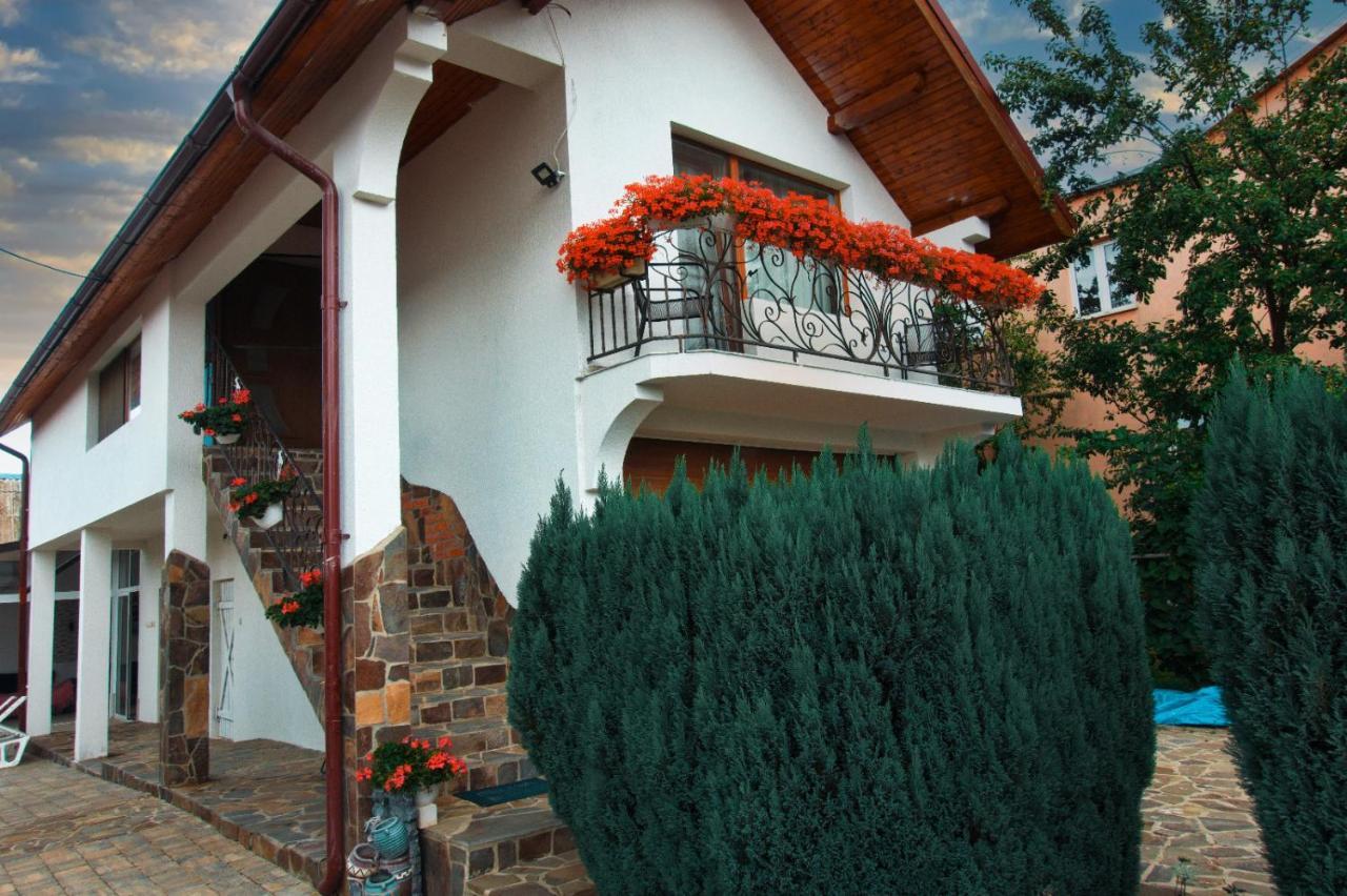 Casa Ade Villa Aknasugatag Kültér fotó